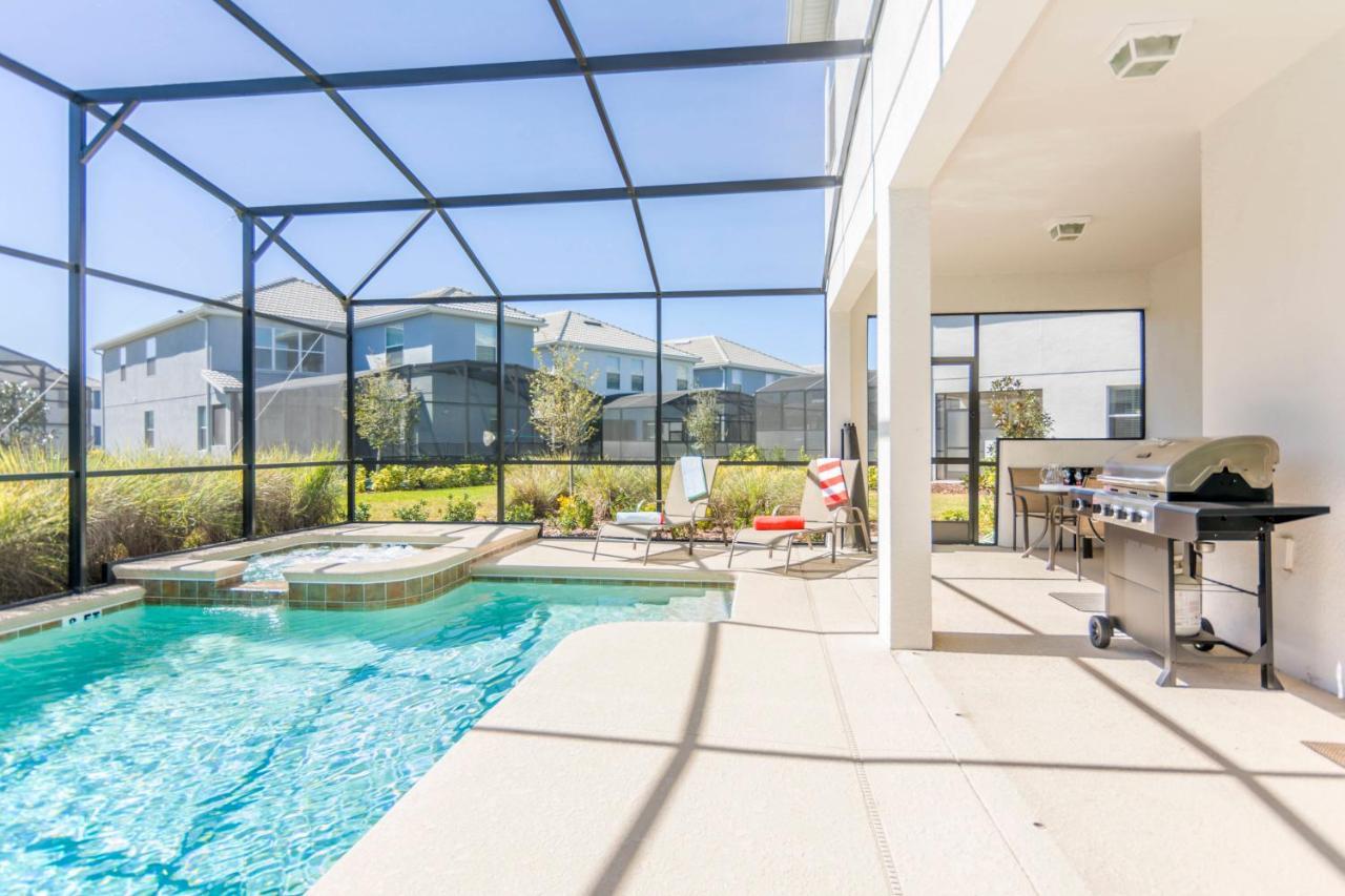 Enchanting Decor Home With Private Pool At Storey Lake Resort Sl4714 Kissimmee Exterior photo