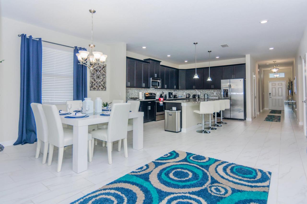 Enchanting Decor Home With Private Pool At Storey Lake Resort Sl4714 Kissimmee Exterior photo